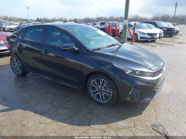 Salvage Kia Forte Image