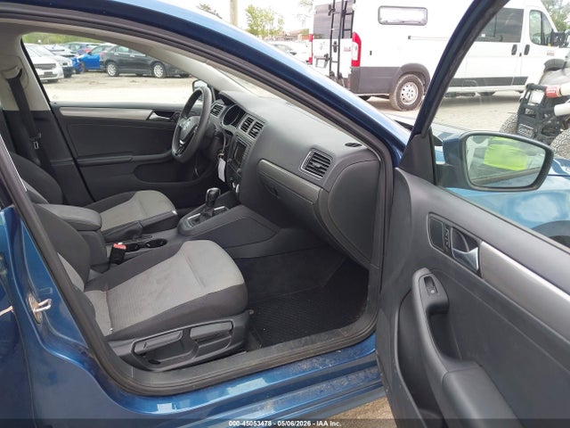 Volkswagen Jetta 1.4t S