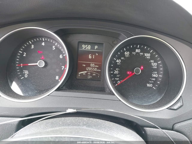 Volkswagen Jetta 1.4t S
