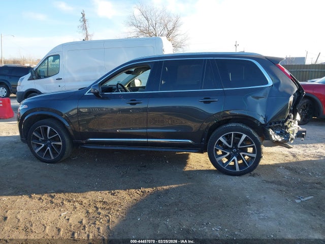 Volvo XC90 B6 Ultimate Bright Theme 6-seater