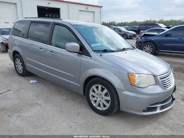 Salvage Chrysler Town & Country Image