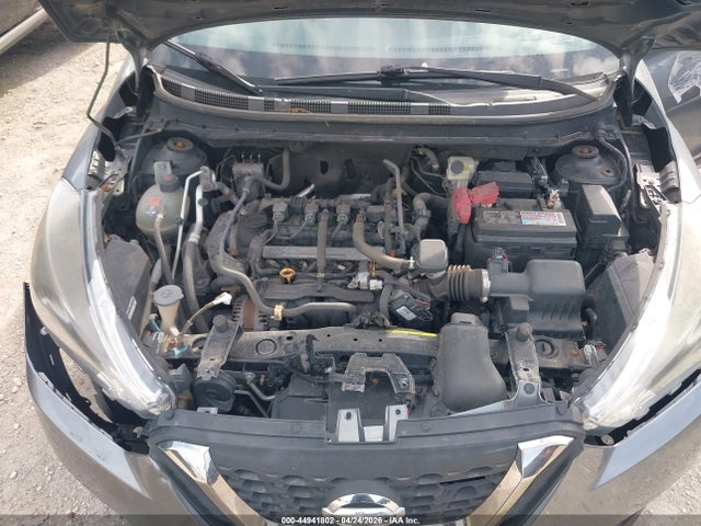 Nissan Kicks Sr