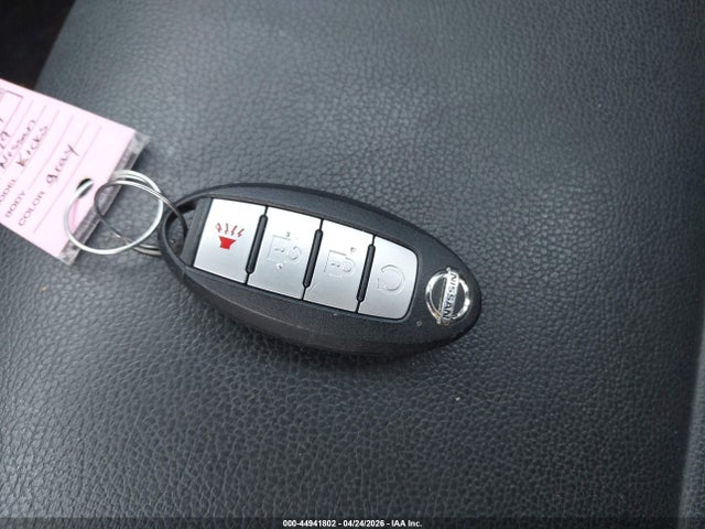 Nissan Kicks Sr