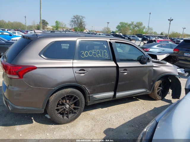 Mitsubishi Outlander Es