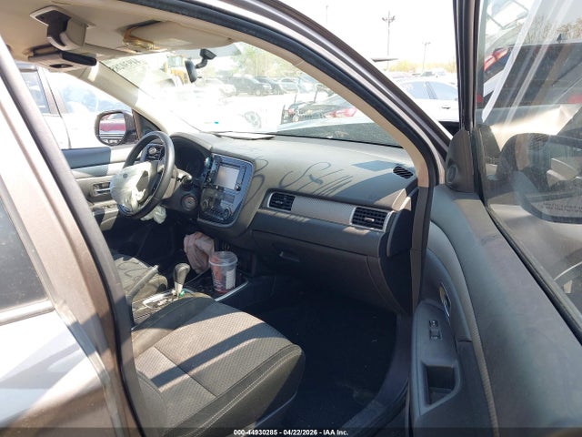 Mitsubishi Outlander Es