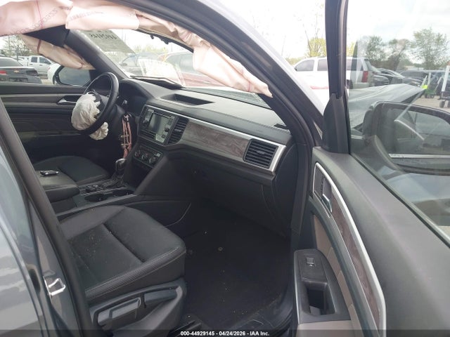 Volkswagen Atlas 2.0t Se