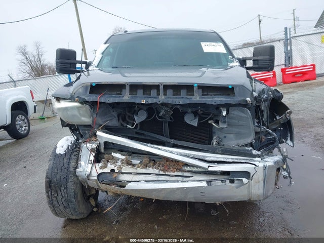 Toyota Tundra 1794 5.7l V8