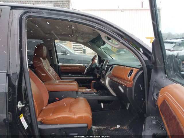 Toyota Tundra 1794 5.7l V8