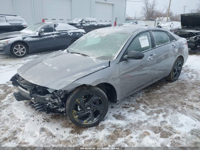 Hyundai ELANTRA Sel Sport