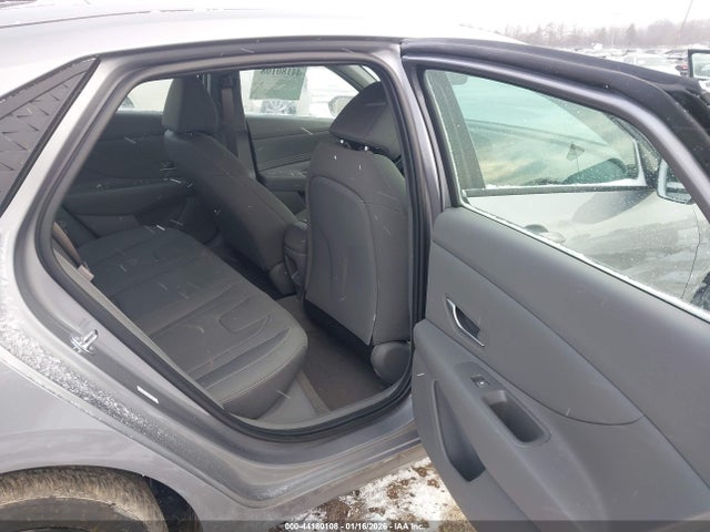 Hyundai ELANTRA Sel Sport