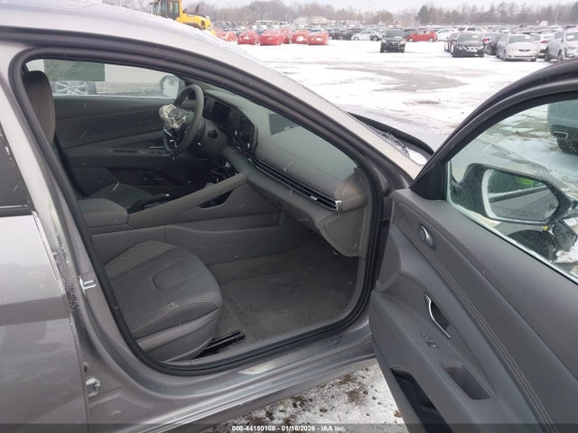 Hyundai ELANTRA Sel Sport