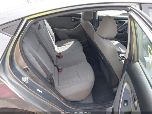 Hyundai ELANTRA Se