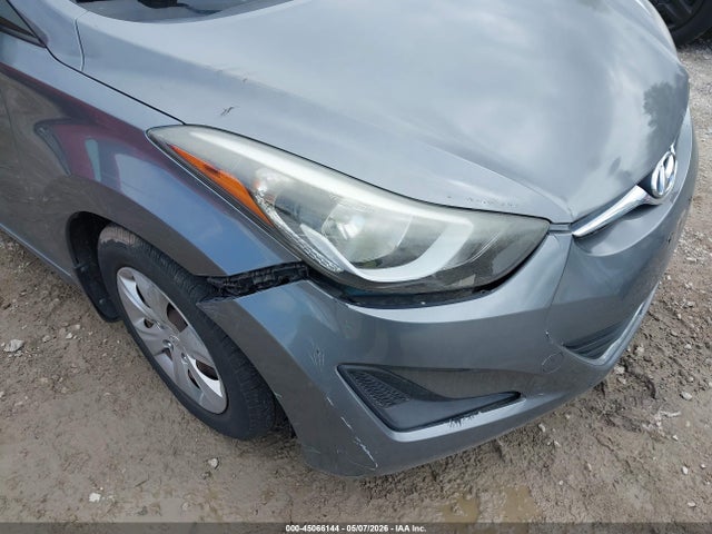 Hyundai ELANTRA Se