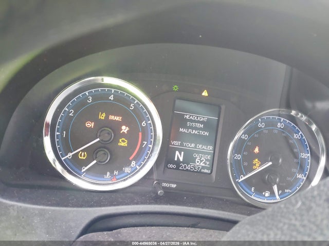 Toyota Corolla Le