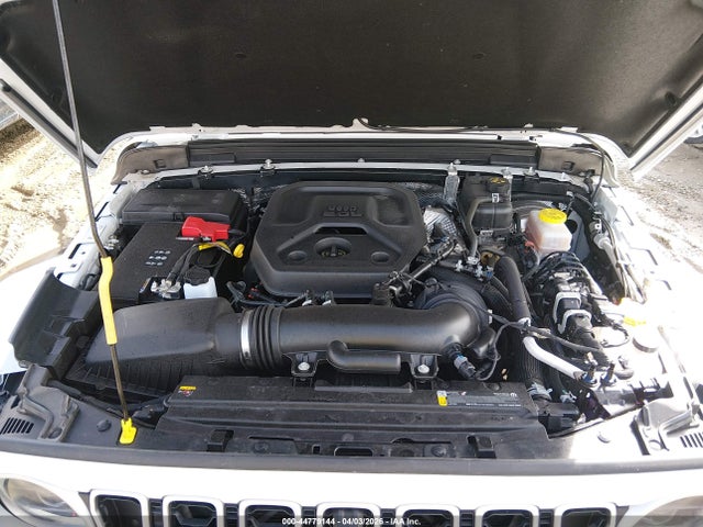Jeep Wrangler 4-door Sahara 4x4
