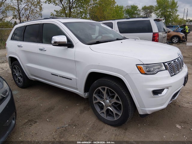 Salvage Jeep Grand Cherokee Image