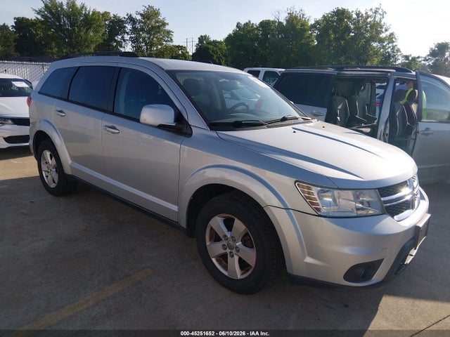 Salvage Dodge Journey Image