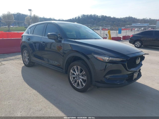Salvage Mazda Cx Image