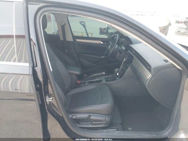 Volkswagen Passat 2.0t Se