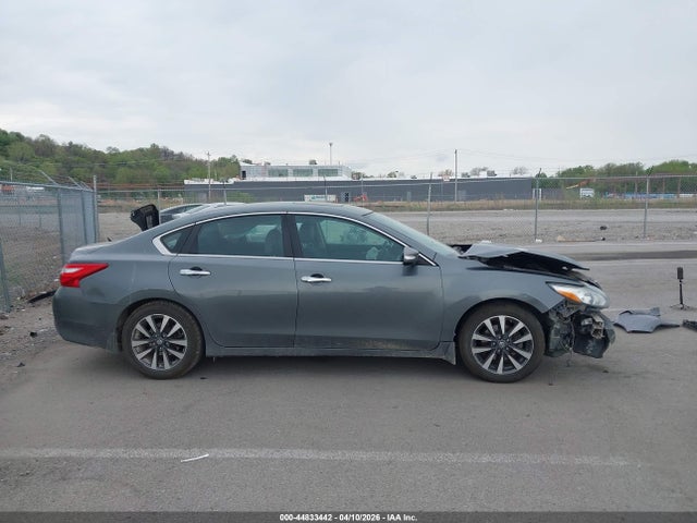 Nissan Altima 2.5 Sv