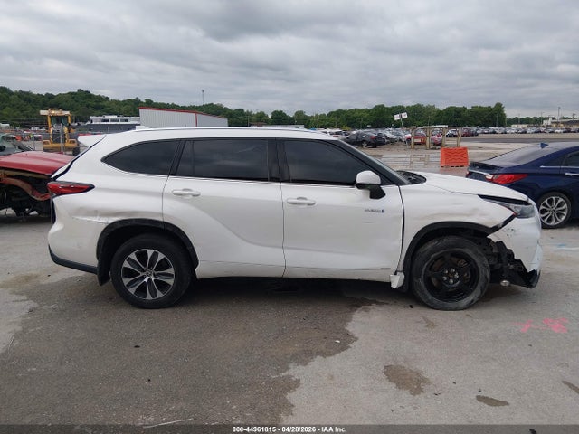Toyota Highlander Hybrid Xle