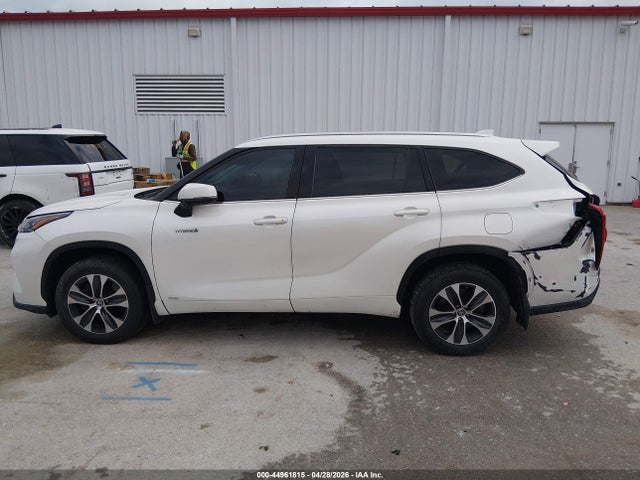 Toyota Highlander Hybrid Xle