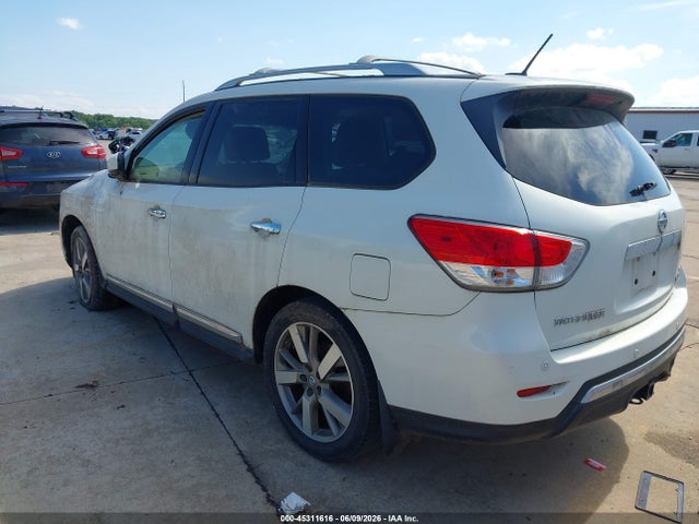 Nissan Pathfinder Platinum