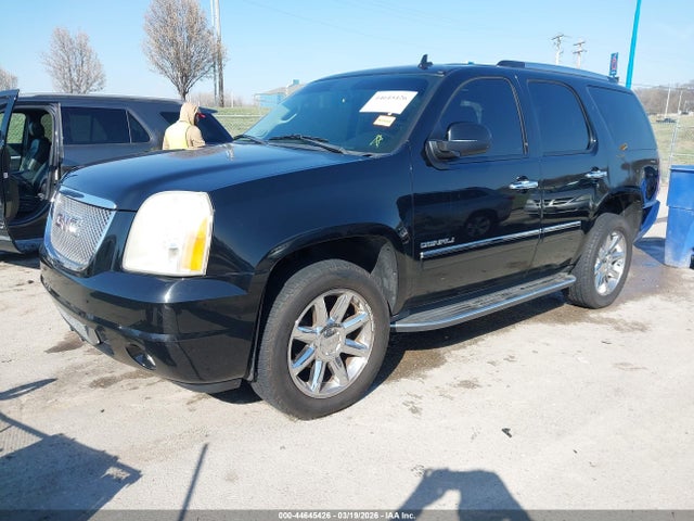 GMC Yukon Denali