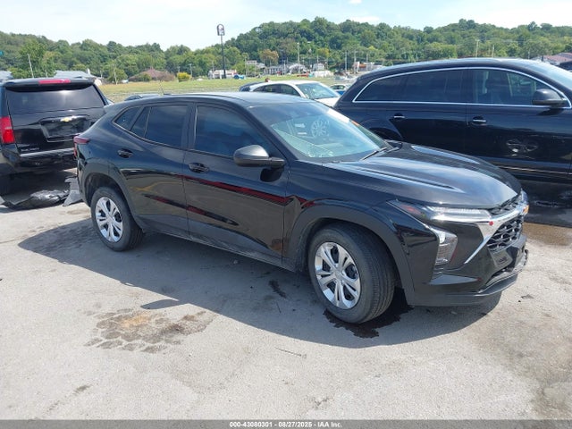 Salvage Chevrolet Trax Image