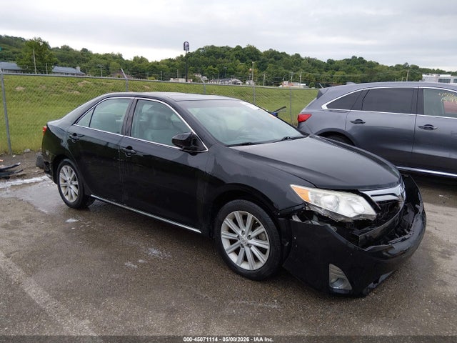 Salvage Toyota Camry Image