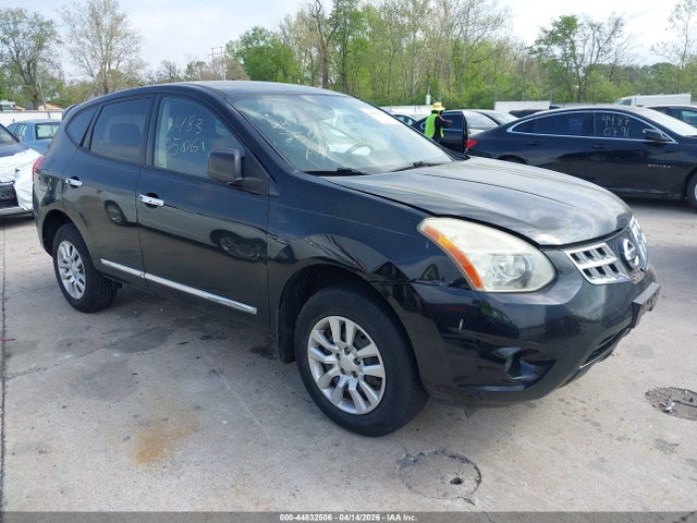 Salvage Nissan Rogue Image