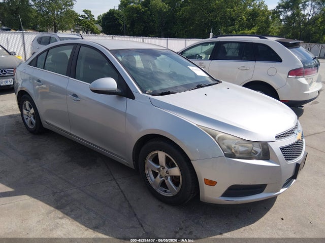 Salvage Chevrolet Cruze Image