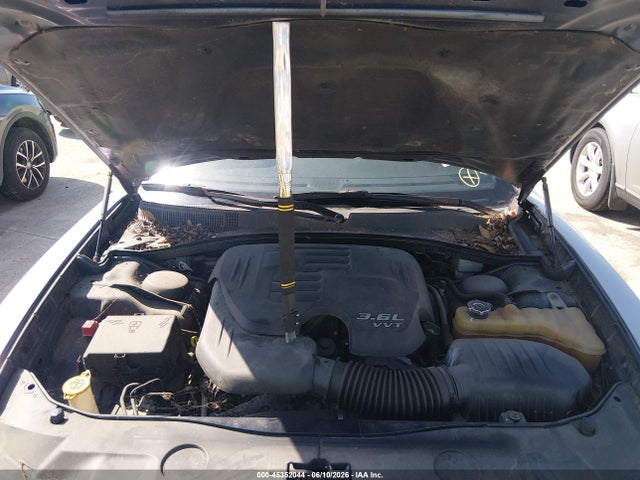 Dodge Charger Se