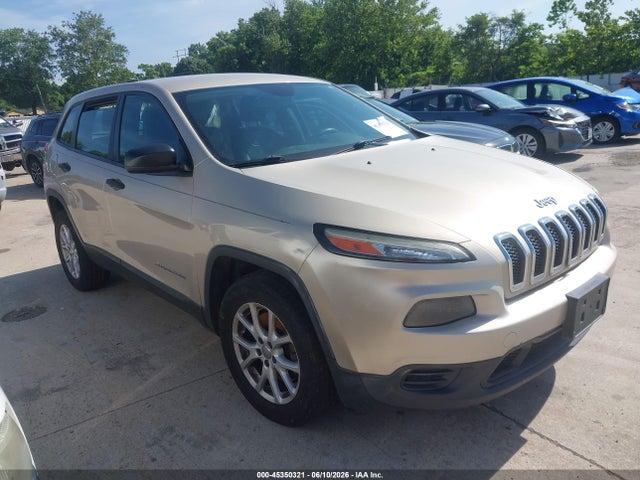 Salvage Jeep Cherokee Image