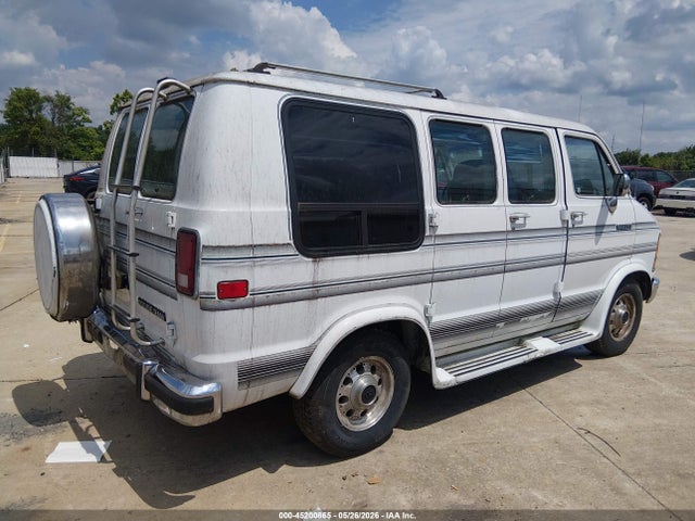 Dodge Ram Van B250