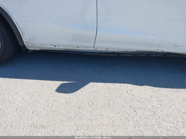 Tesla Model Y Standard Range Rear-wheel Drive