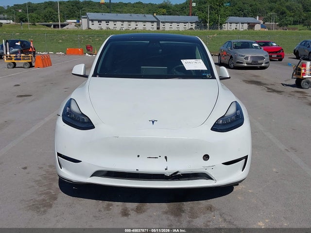 Tesla Model Y Standard Range Rear-wheel Drive