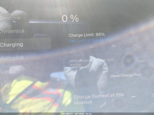 Tesla Model Y Standard Range Rear-wheel Drive