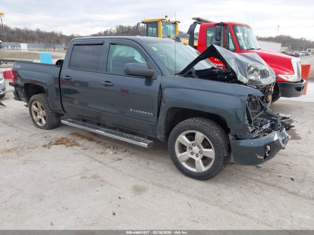 Salvage Chevrolet Silverado 1500 Image