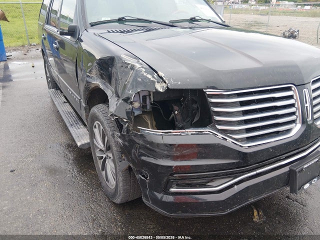 Lincoln Navigator Select