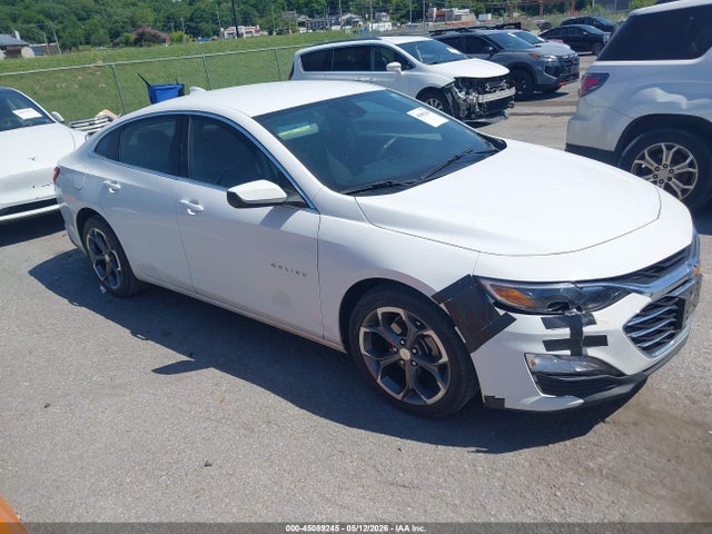 Salvage Chevrolet Malibu Image