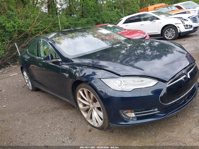 Salvage Tesla Model S Image