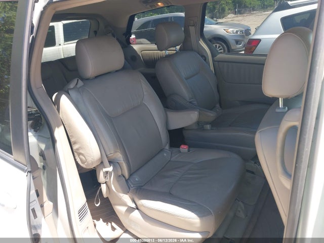 Toyota Sienna Xle Limited