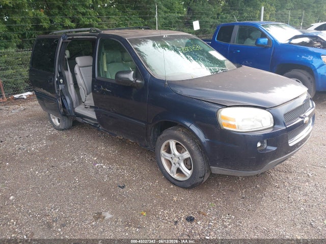 Salvage Chevrolet Uplander Image