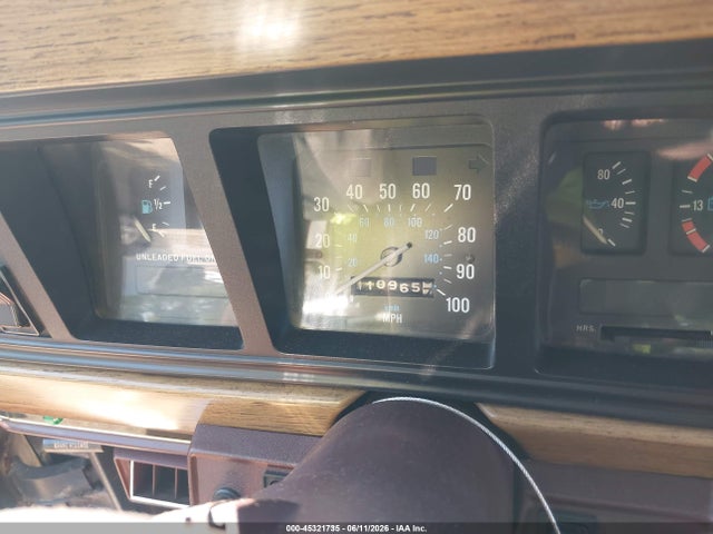 Jeep Grand Wagoneer