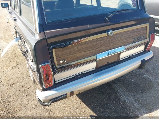Jeep Grand Wagoneer