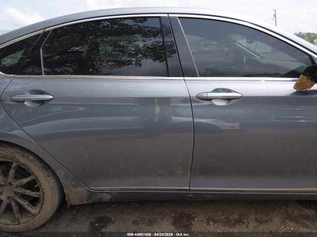 Hyundai Genesis 5.0