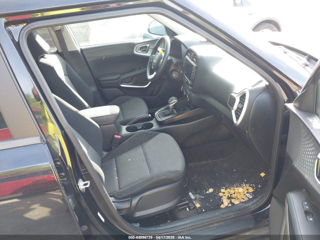 Kia Soul Lx