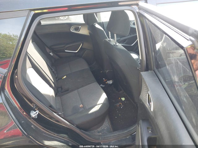 Kia Soul Lx