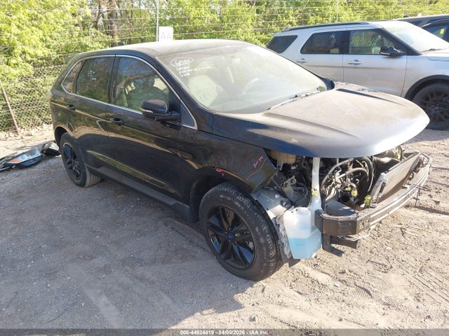 Salvage Ford Edge Image